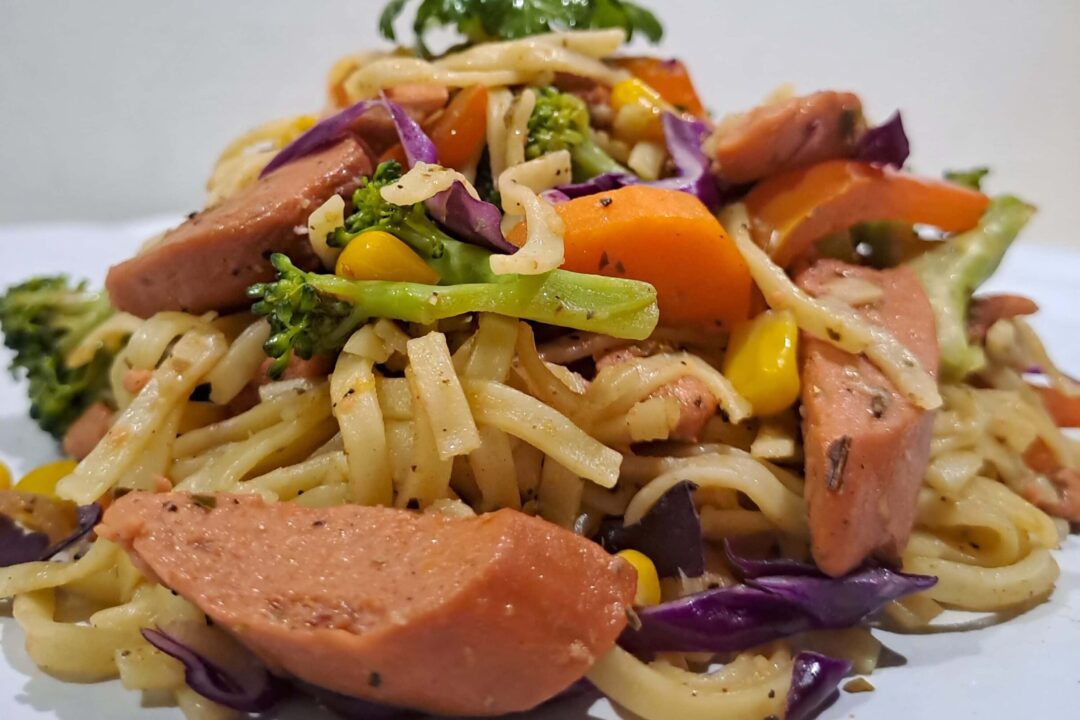 Veggie Hotdog Chowmein